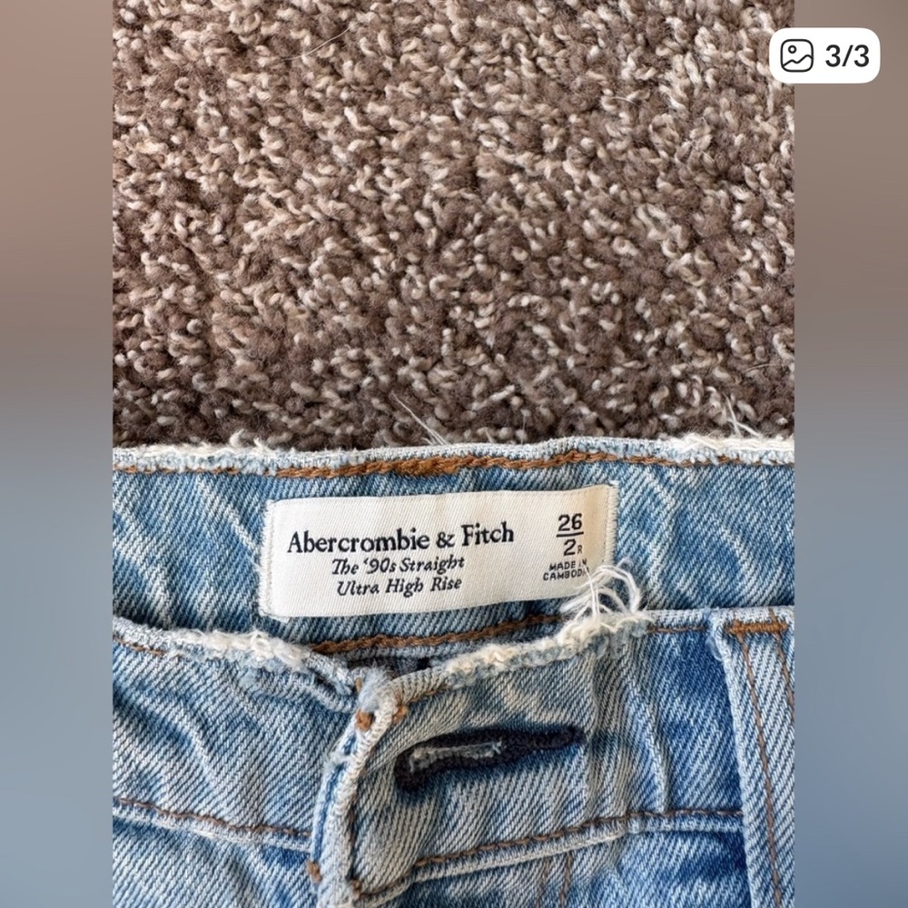 Abercrombie & Fitch 90s Straight Ultra High Rise Jeans Size 26 Regular - Picture 4 of 4